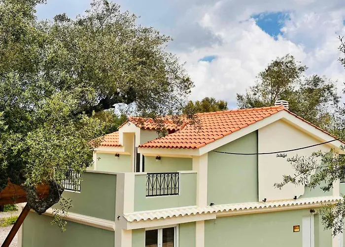 Vila Elea In Nature, 2 Villas, Pool & Treehouse Nest In Pantokratoras