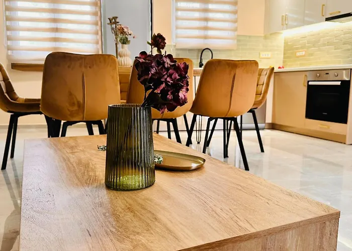 Elea In Nature, 2 Villas, Pool & Treehouse Nest In Pantokratoras *