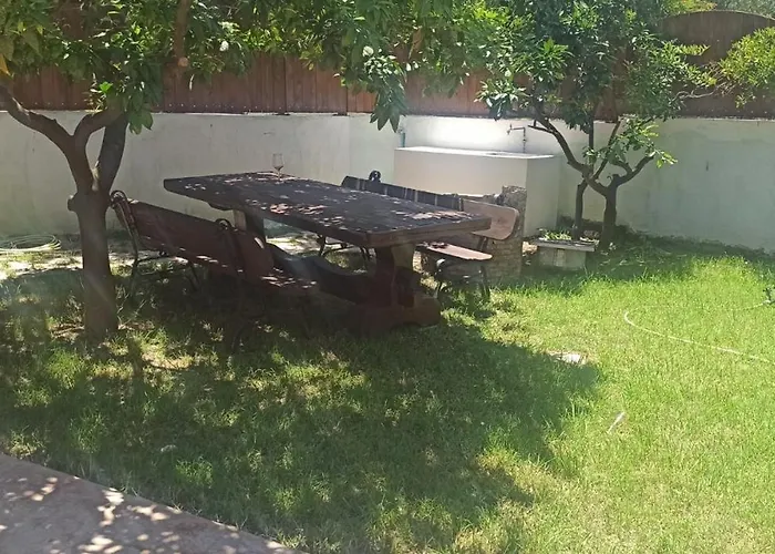 Villa Elea In Nature, 2 Villas, Pool & Treehouse Nest In Pantokratoras