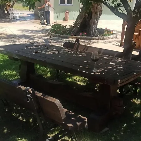 Vila Elea In Nature, 2 Villas, Pool & Treehouse Nest In Pantokratoras Pandokrátor