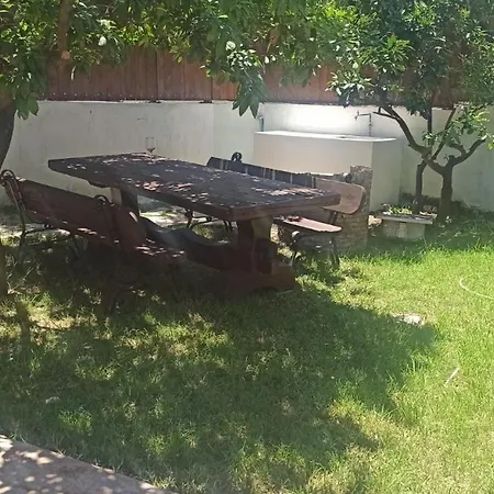 Vila Elea In Nature, 2 Villas, Pool & Treehouse Nest In Pantokratoras